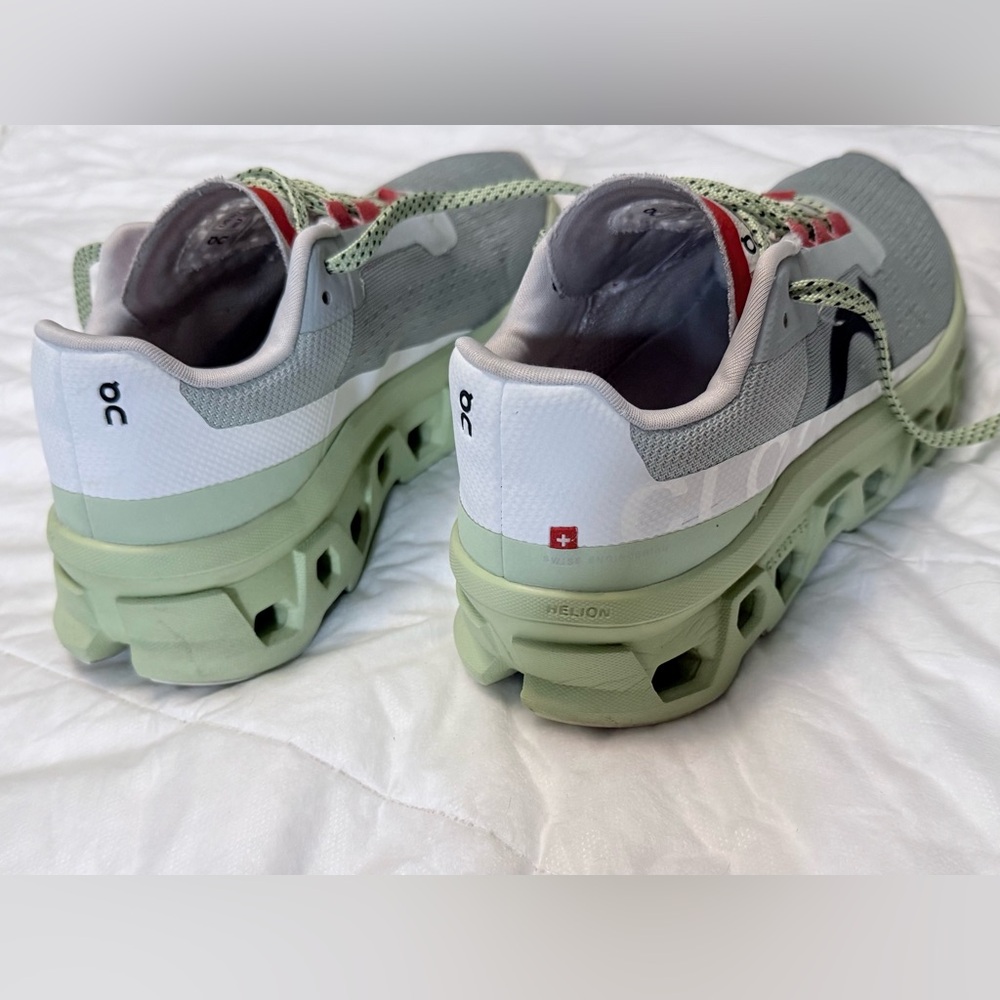 ON Women's Athletic Shoes - Glacier/Meadow colorway - Picture 4 of 6